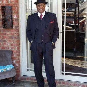 Meet your Posher, Dwight